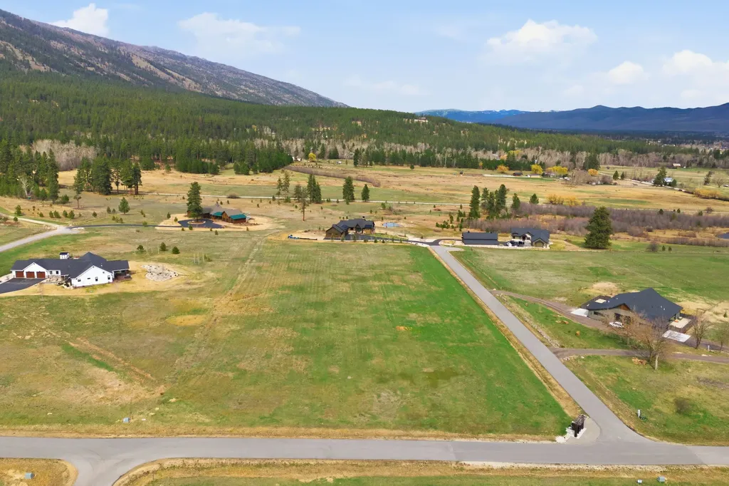 Nkn Trophy Court Florence MT 59833
