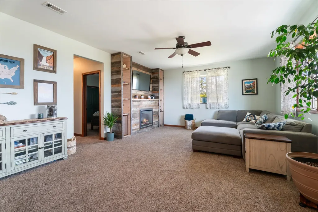 5835 Saffron Lane Helena MT 59602