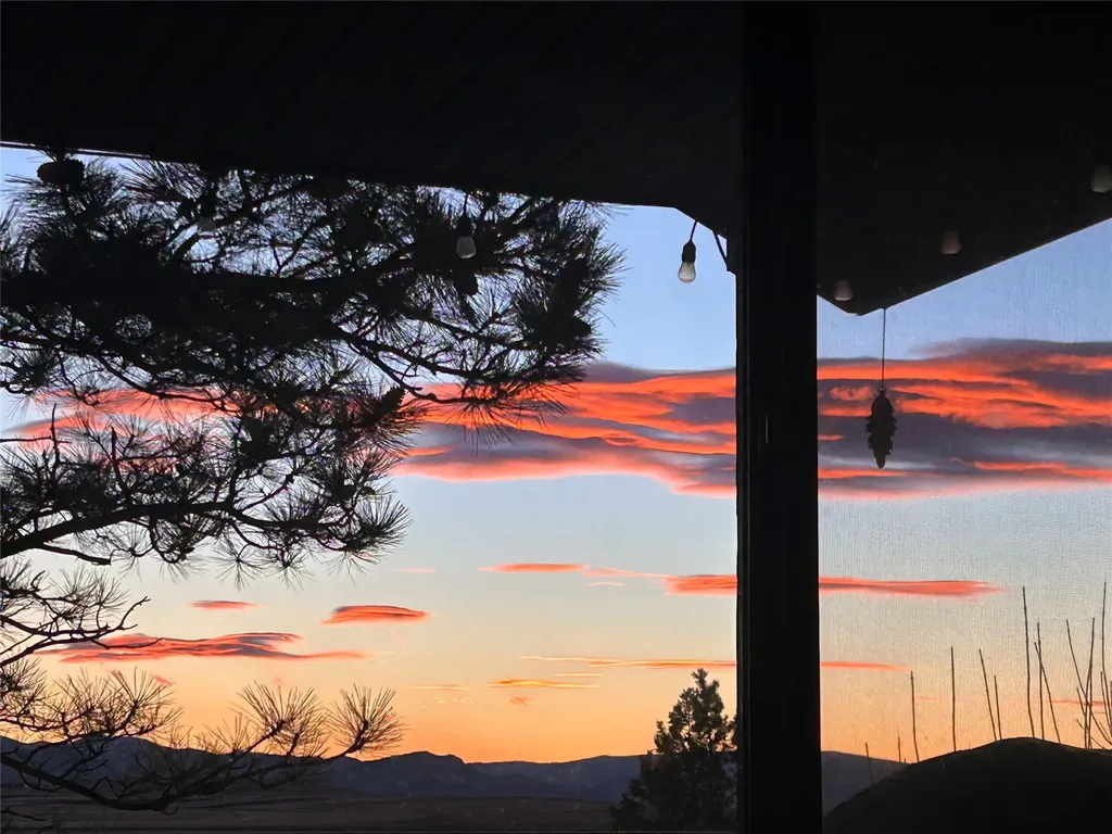 5835 Saffron Lane Helena MT 59602