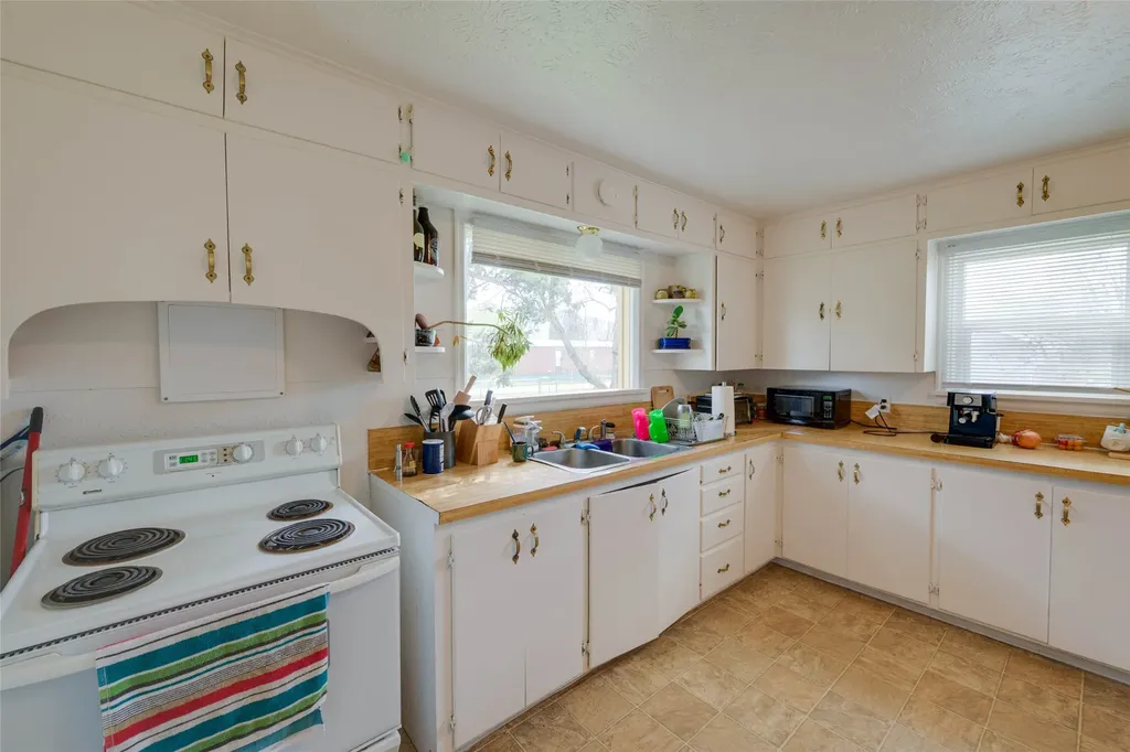 1629 & 1631 River Road Missoula MT 59801