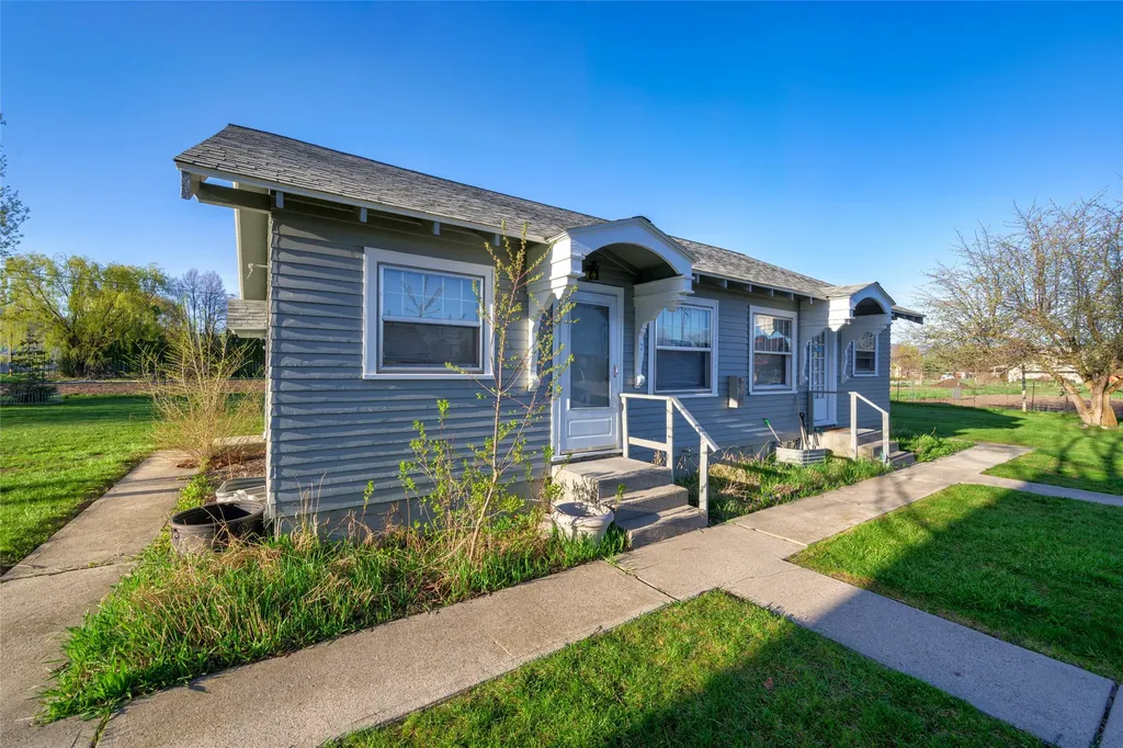1629 & 1631 River Road Missoula MT 59801