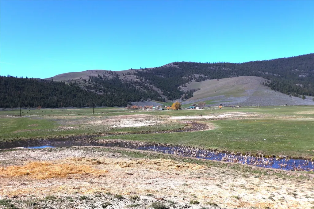 150 Patton Road Lonepine MT 59848
