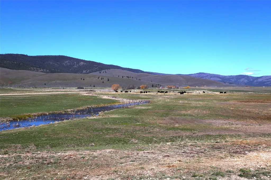 150 Patton Road Lonepine MT 59848