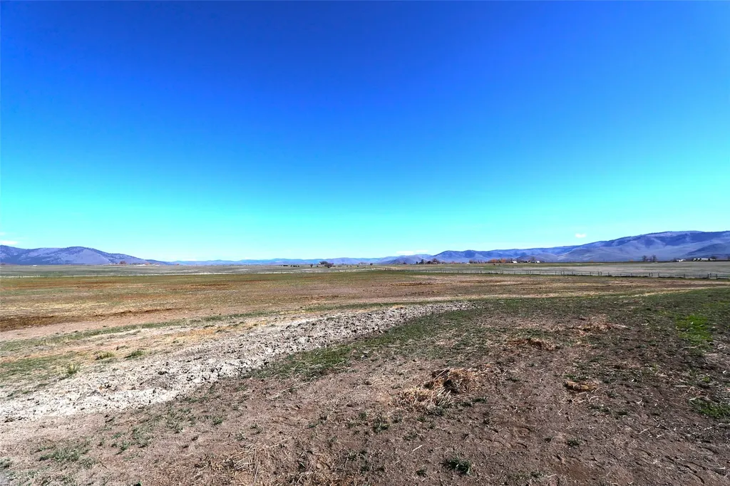 150 Patton Road Lonepine MT 59848
