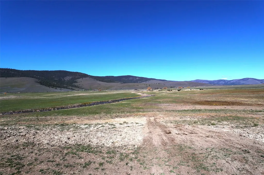 150 Patton Road Lonepine MT 59848