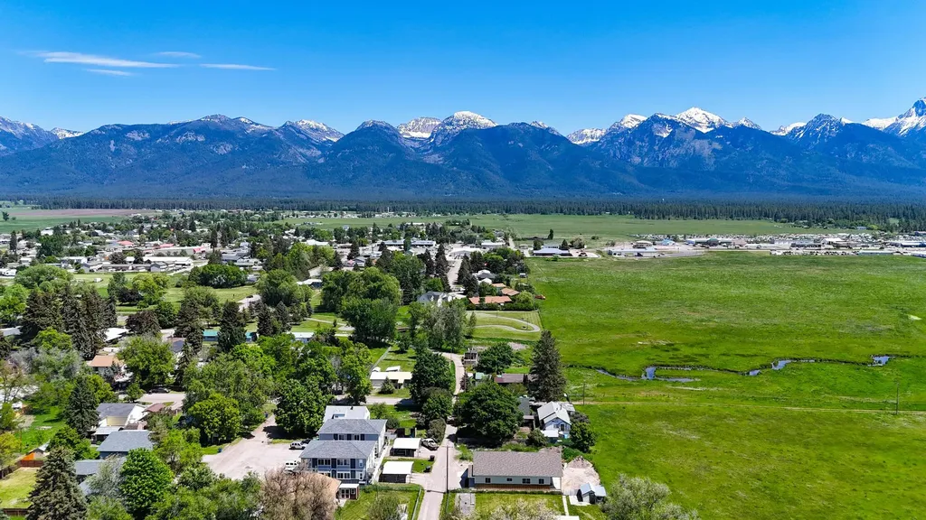 719 1/2 5th Avenue SW Ronan MT 59864