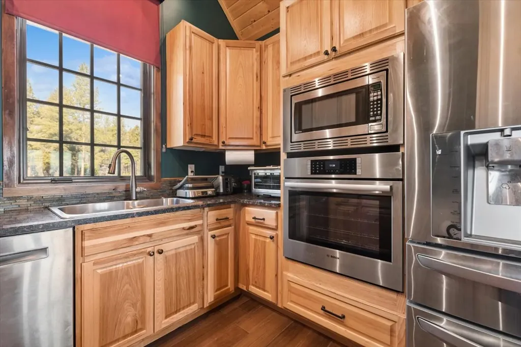 575 Cramer Creek Road Somers MT 59932