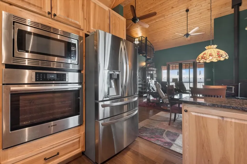 575 Cramer Creek Road Somers MT 59932