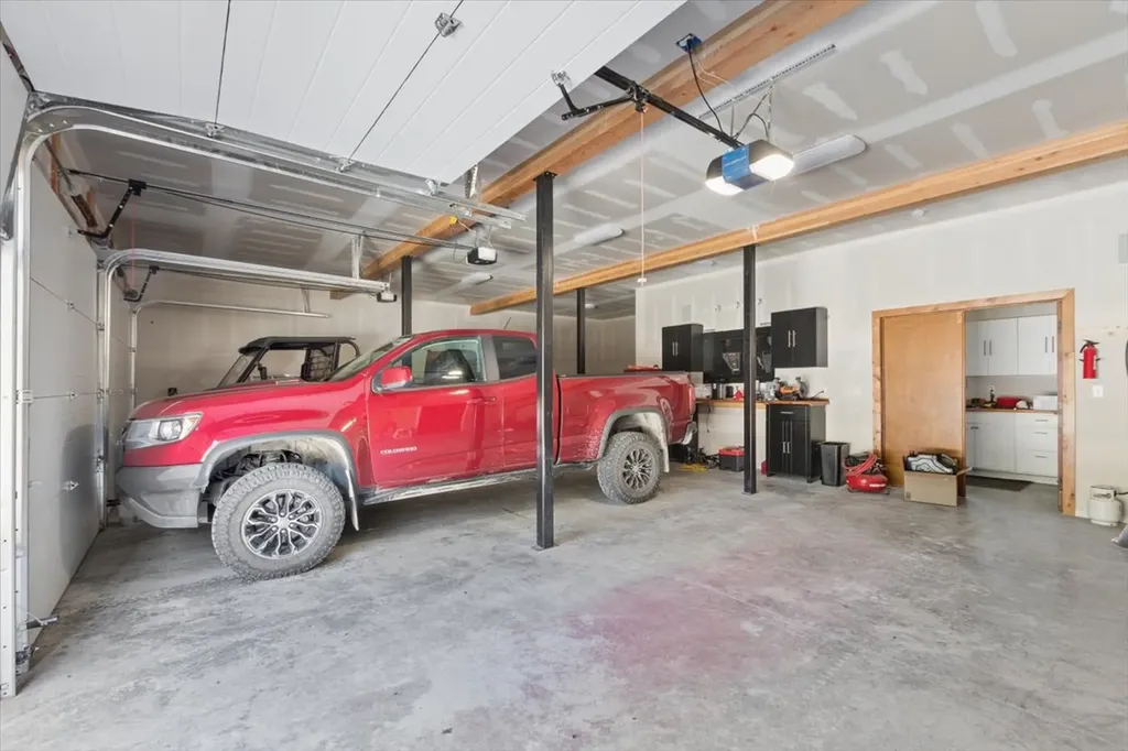 575 Cramer Creek Road Somers MT 59932