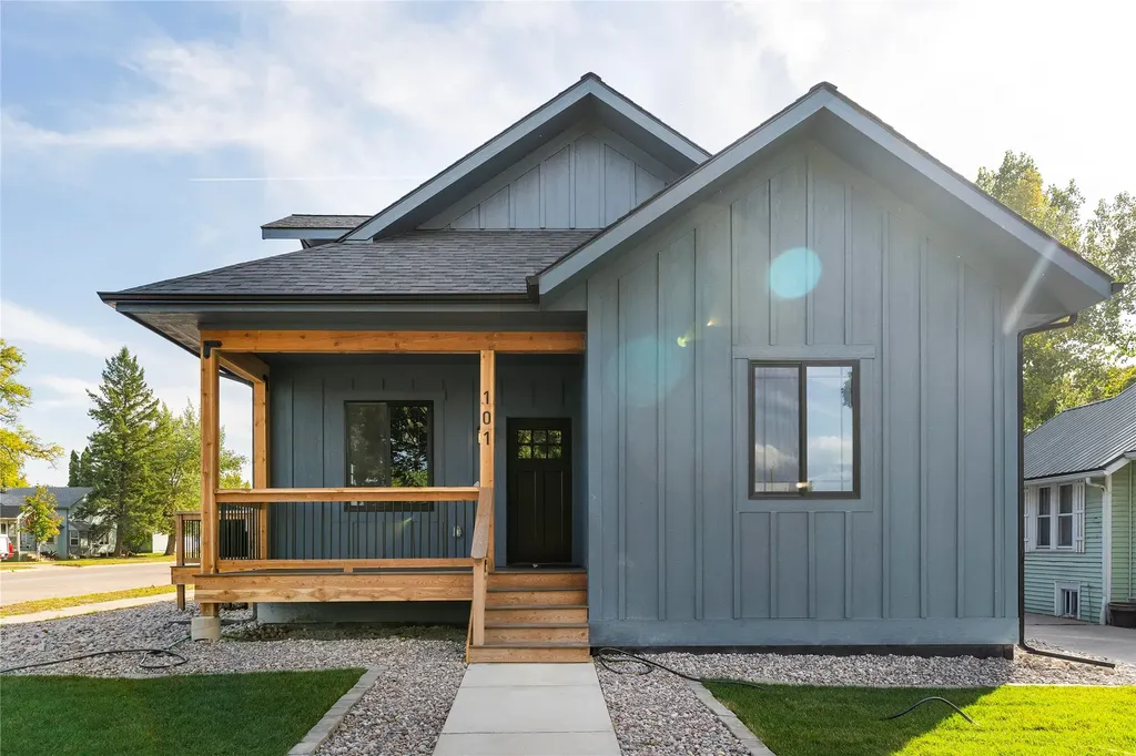 101 4th Avenue W Polson MT 59860