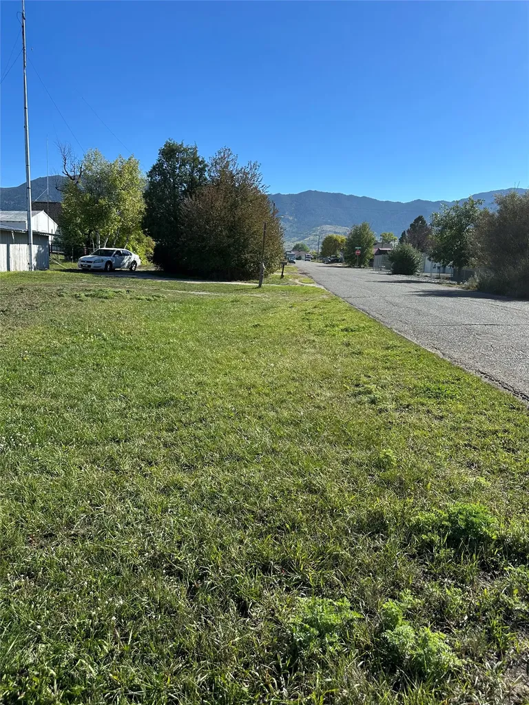 1801 Yale Avenue Butte MT 59701