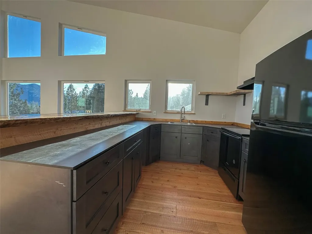 519 Grizzly Drive Thompson Falls MT 59873