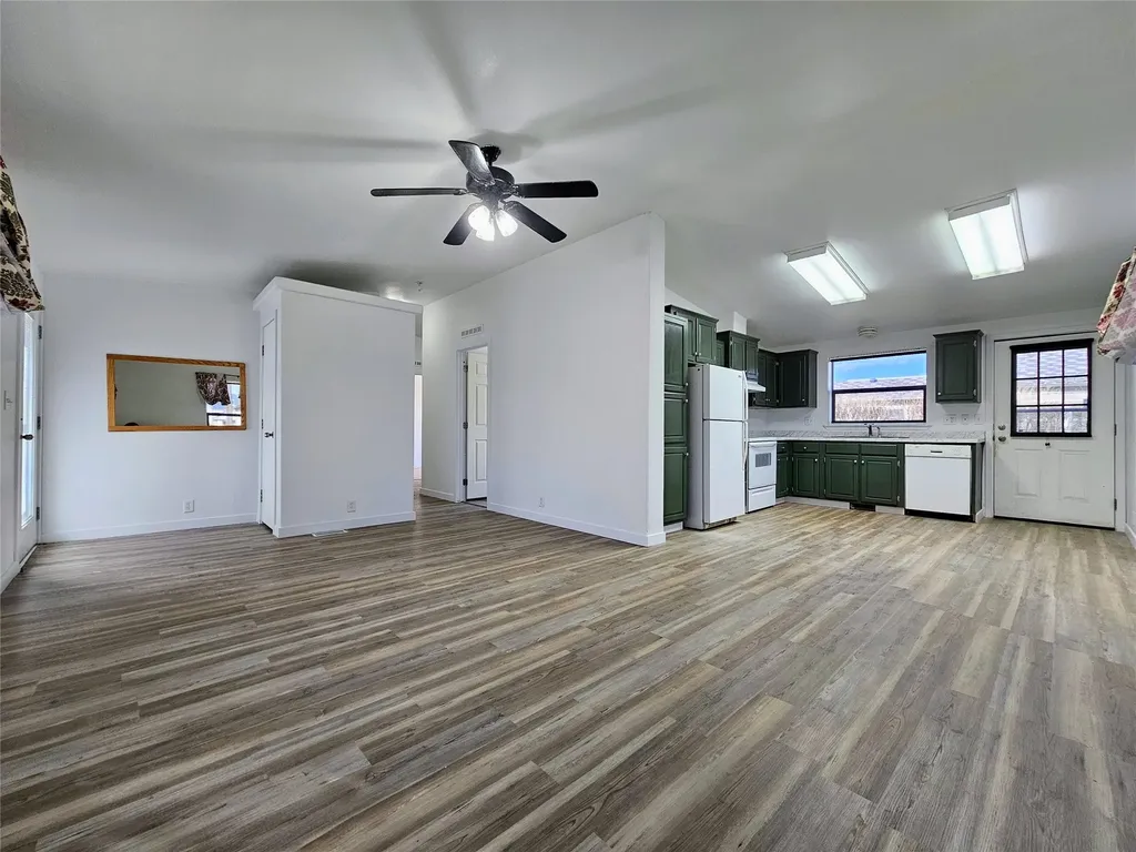 307 S Cleveland Street Boulder MT 59632