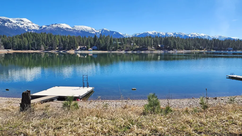 1894 La Brant Road Bigfork MT 59911