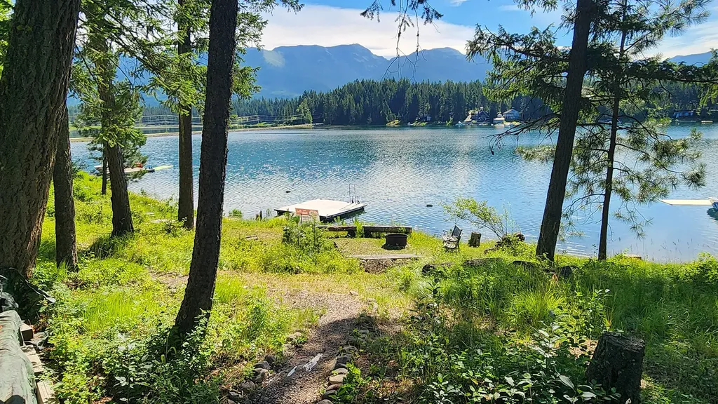 1894 La Brant Road Bigfork MT 59911