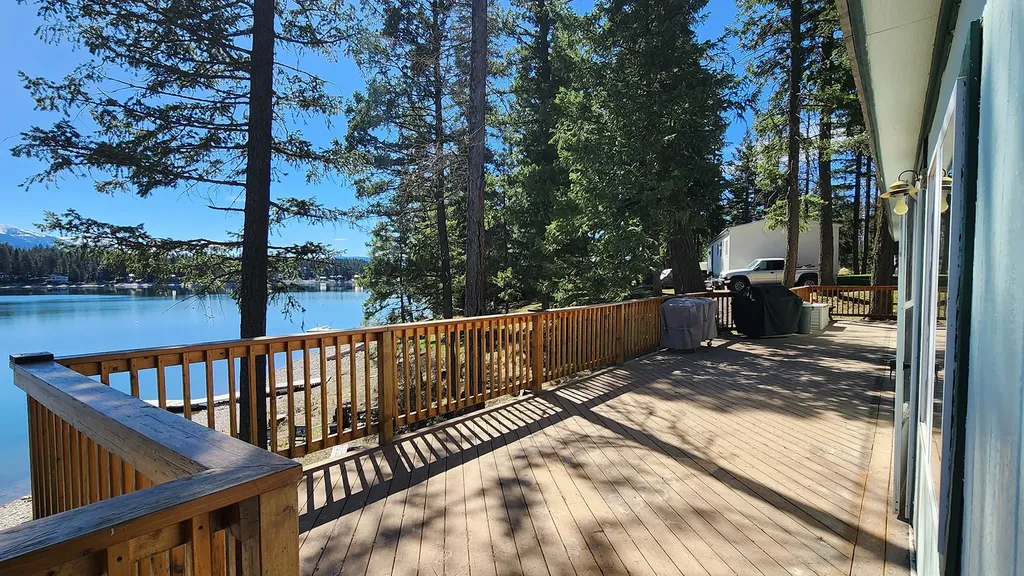 1894 La Brant Road Bigfork MT 59911