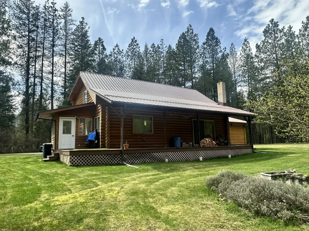 3349 Mt Highway 200 Trout Creek MT 59874