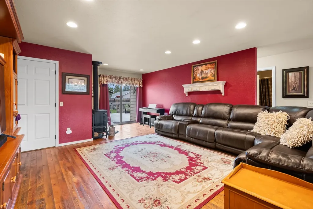 907 View Drive Columbia Falls MT 59912
