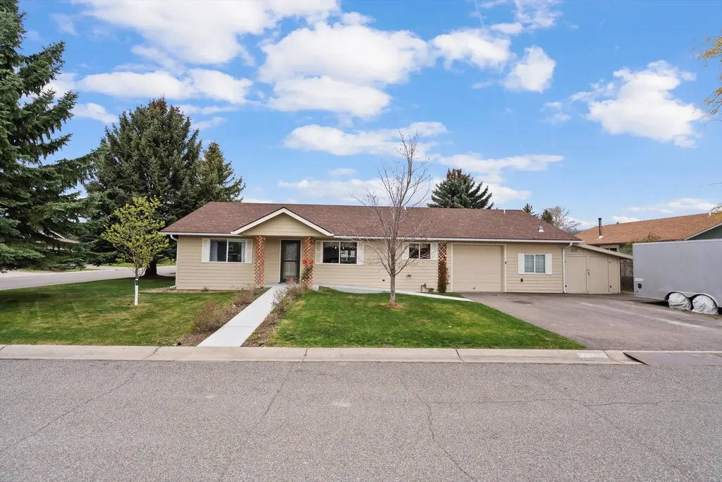 907 View Drive Columbia Falls MT 59912