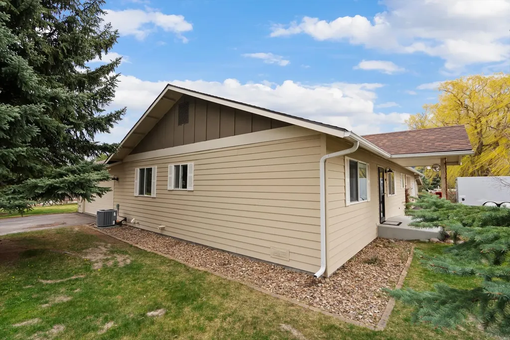 907 View Drive Columbia Falls MT 59912