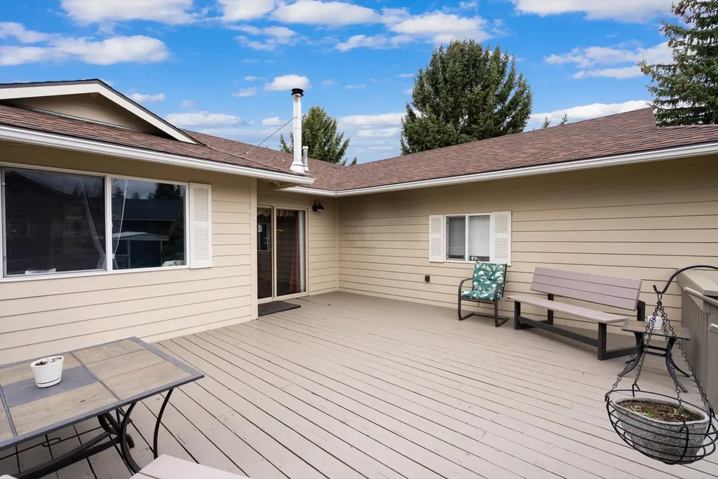 907 View Drive Columbia Falls MT 59912