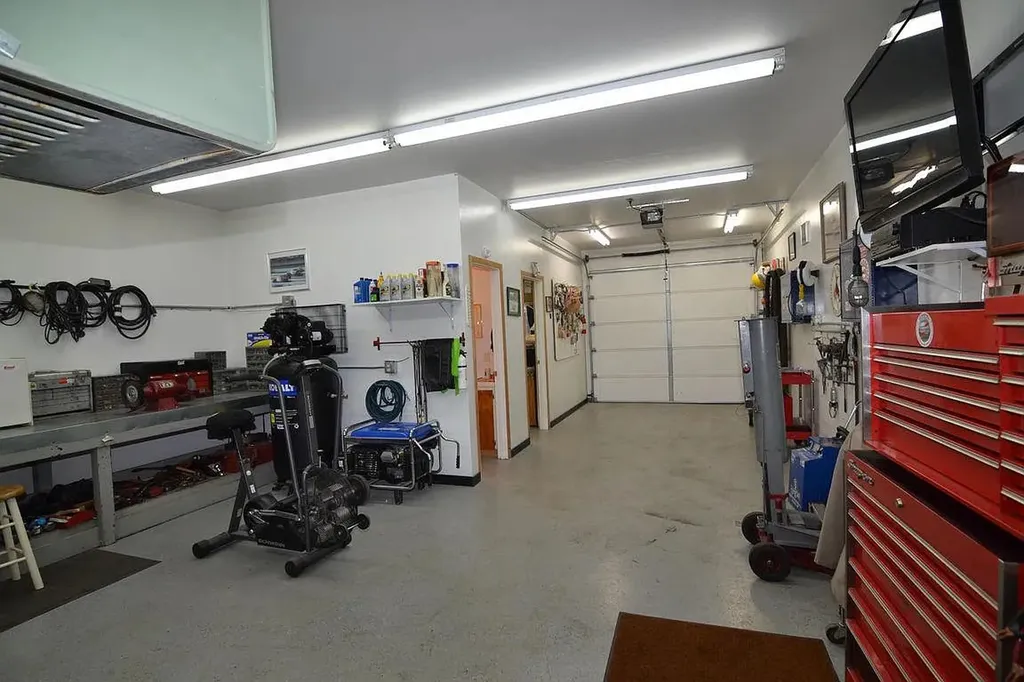 907 View Drive Columbia Falls MT 59912