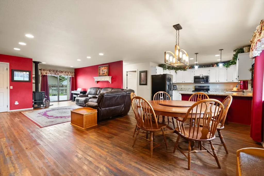 907 View Drive Columbia Falls MT 59912