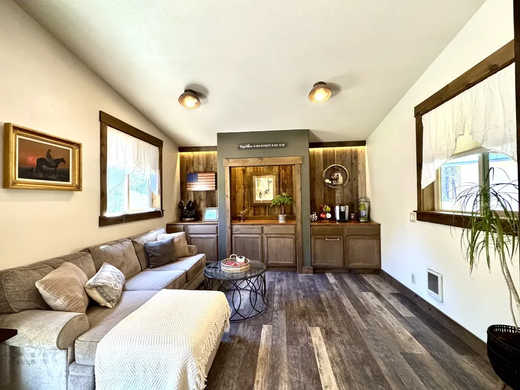 4525 Mount Highway 200 Thompson Falls MT 59873