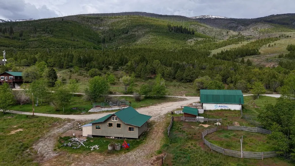 959 W Cow Creek Road Hamilton MT 59840