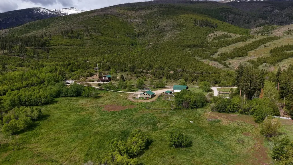 959 W Cow Creek Road Hamilton MT 59840