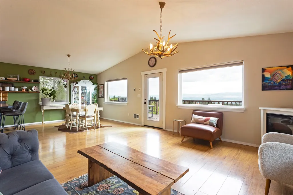 959 W Cow Creek Road Hamilton MT 59840