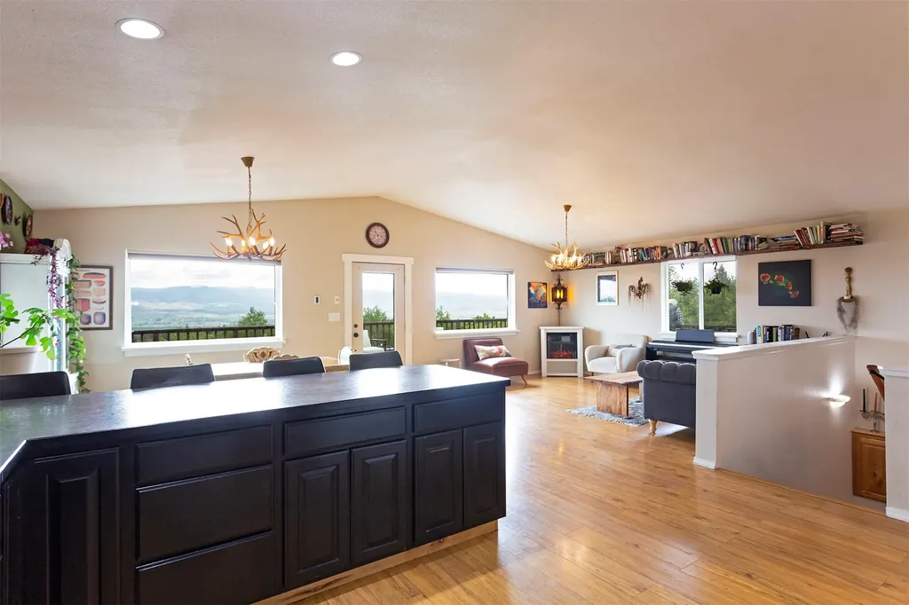 959 W Cow Creek Road Hamilton MT 59840