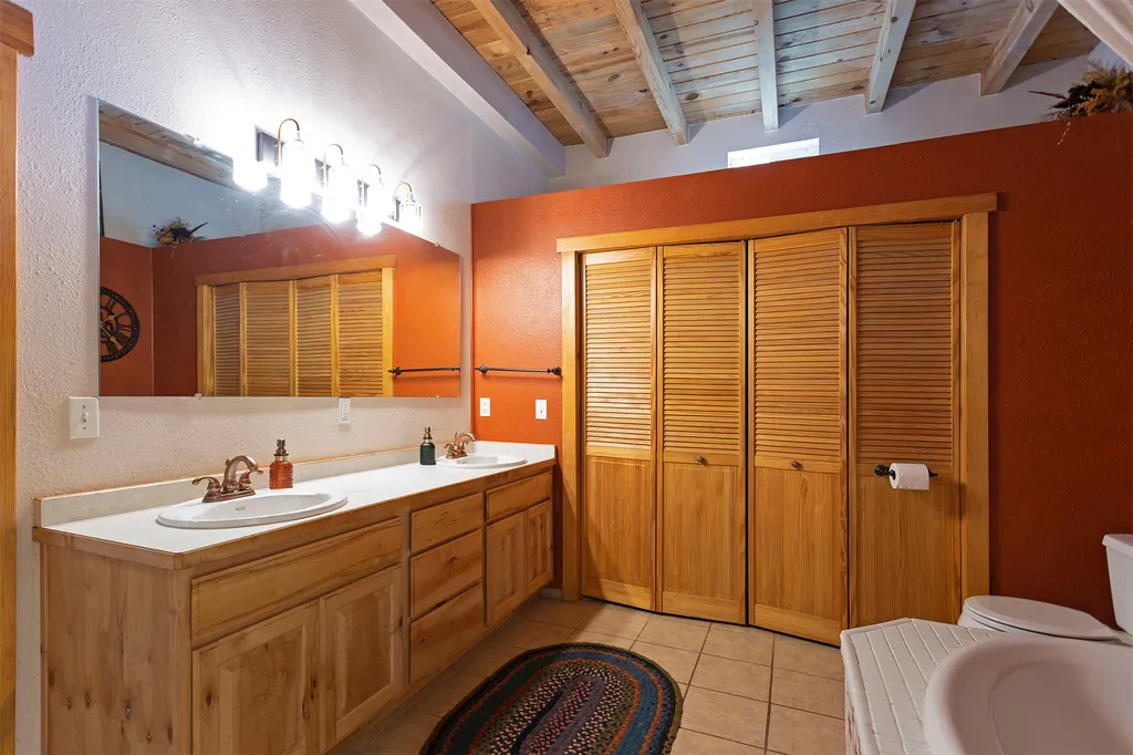 959 W Cow Creek Road Hamilton MT 59840