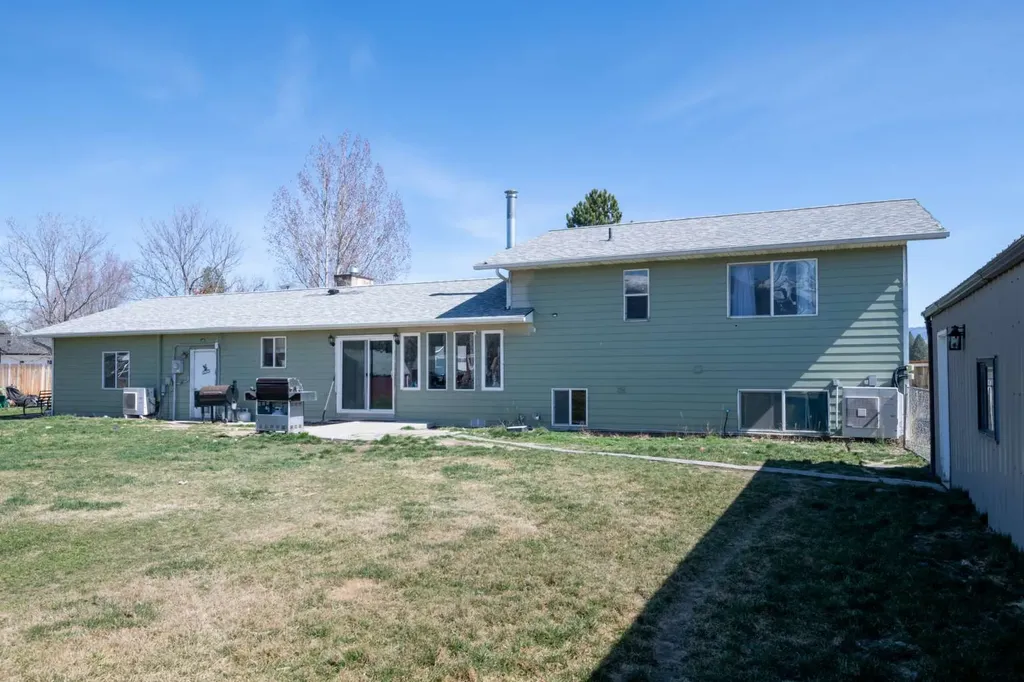 116 Mountain View Drive Victor MT 59875