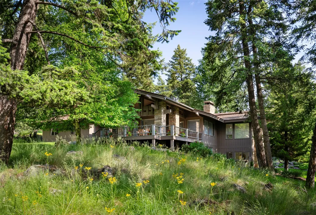 137 & 133 Eagle Bend Drive Bigfork MT 59911