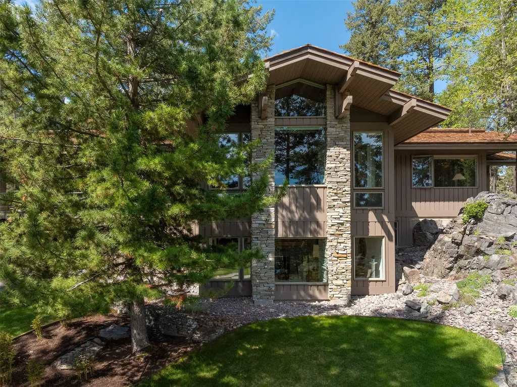 137 & 133 Eagle Bend Drive Bigfork MT 59911