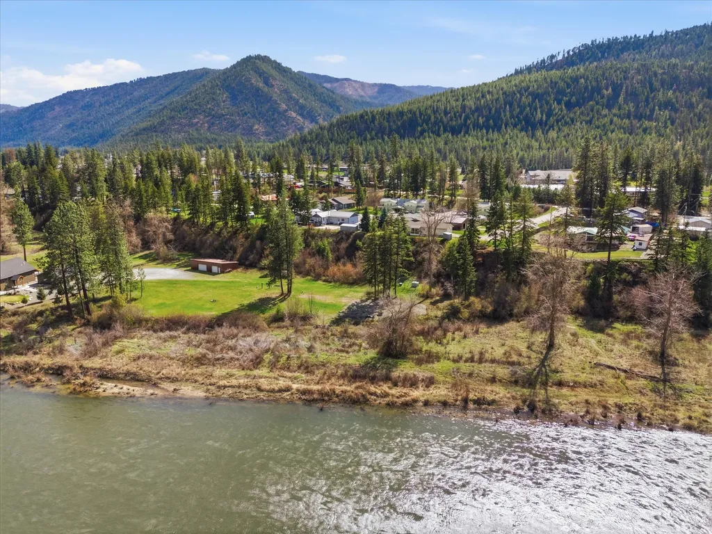 352 Clark Fork Drive Superior MT 59872