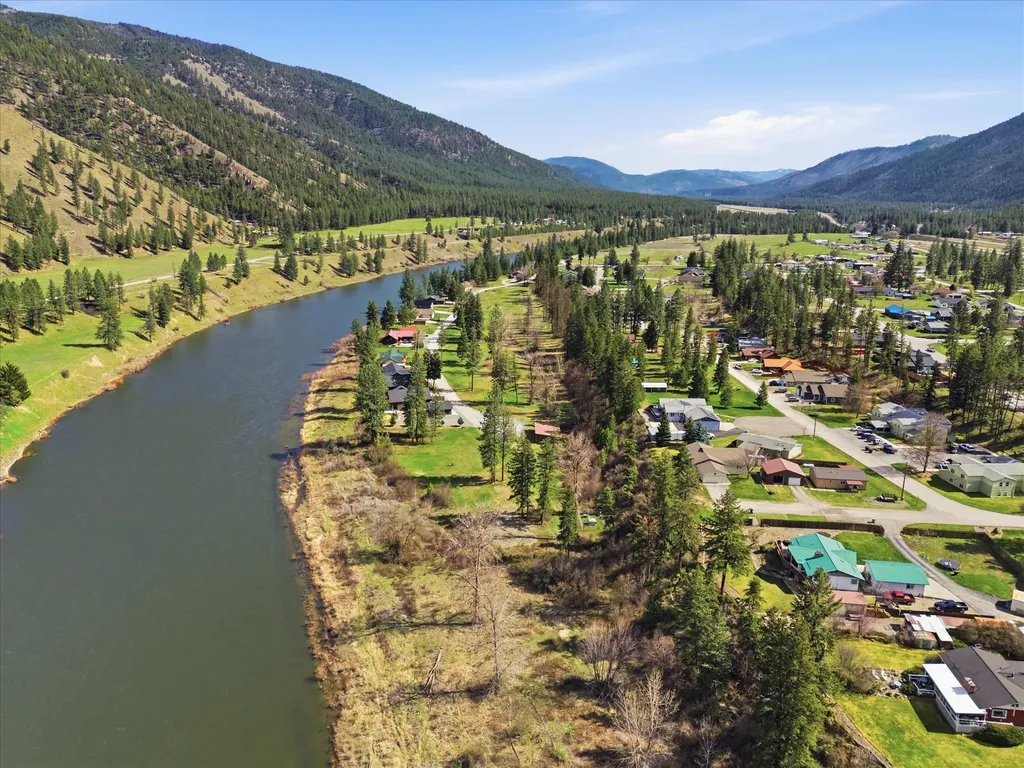352 Clark Fork Drive Superior MT 59872