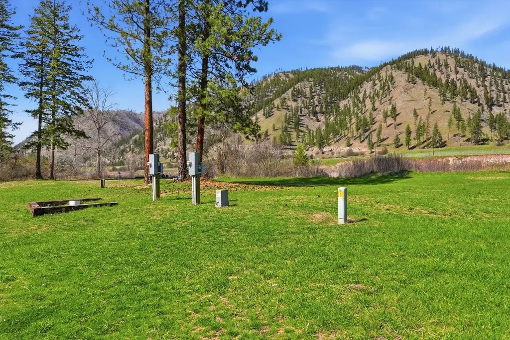 352 Clark Fork Drive Superior MT 59872