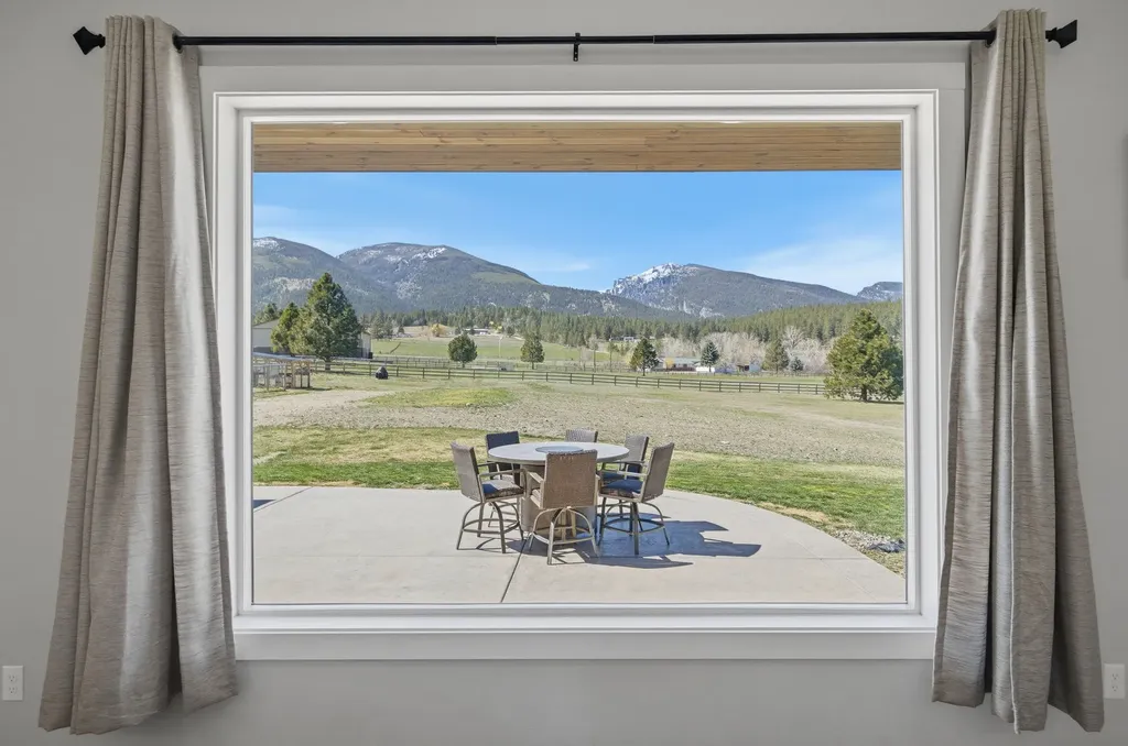 1291 Rhonda Lane Victor MT 59875