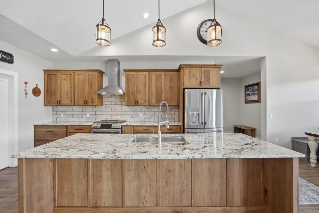 1291 Rhonda Lane Victor MT 59875