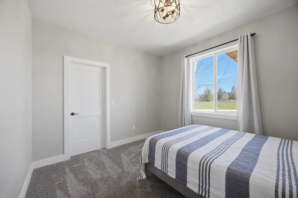 1291 Rhonda Lane Victor MT 59875