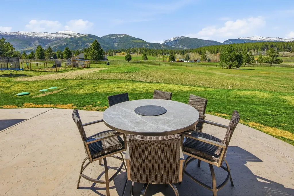 1291 Rhonda Lane Victor MT 59875