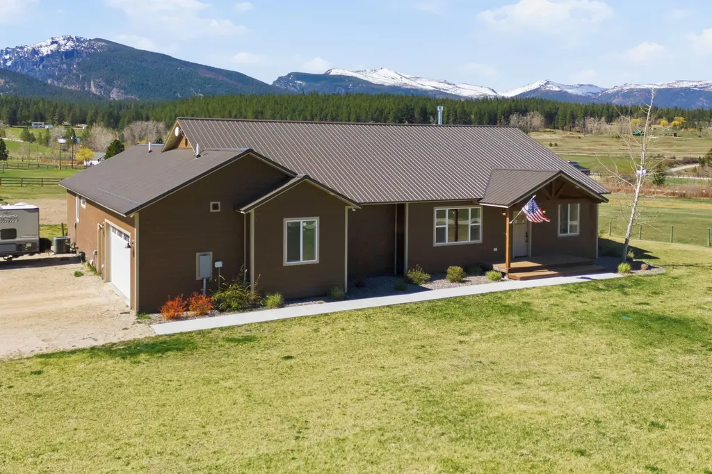 1291 Rhonda Lane Victor MT 59875