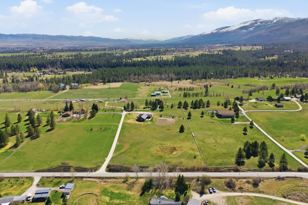 1291 Rhonda Lane Victor MT 59875