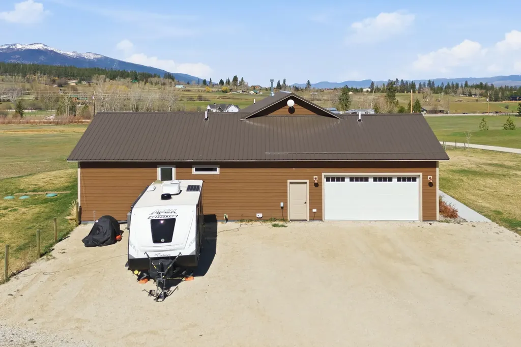 1291 Rhonda Lane Victor MT 59875