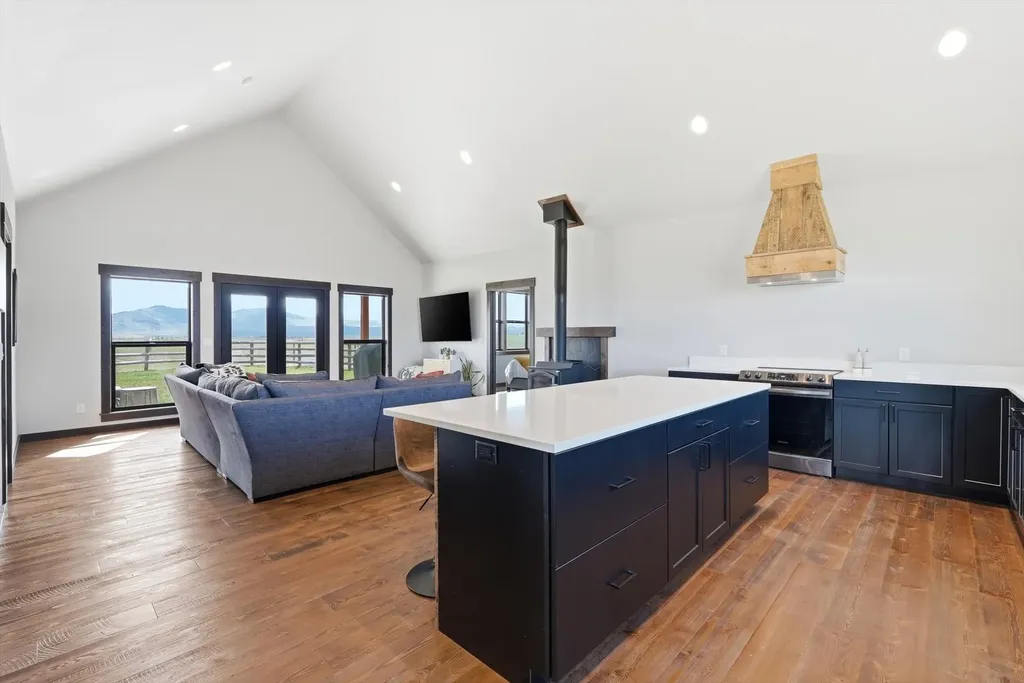 37 Andrews Road Hot Springs MT 59845