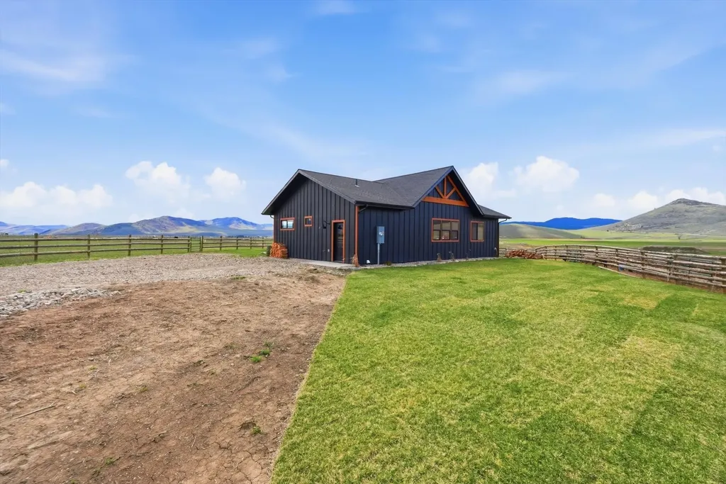 37 Andrews Road Hot Springs MT 59845