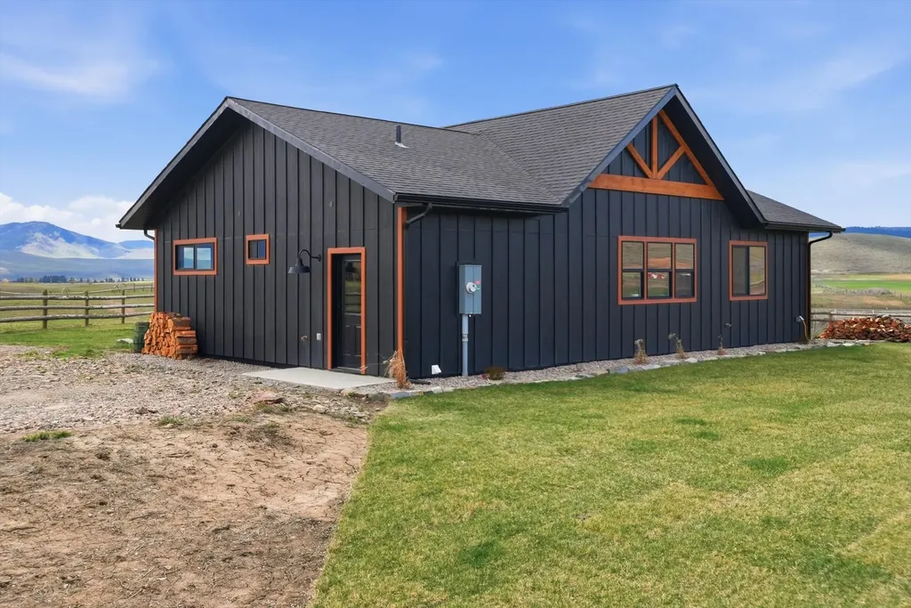 37 Andrews Road Hot Springs MT 59845