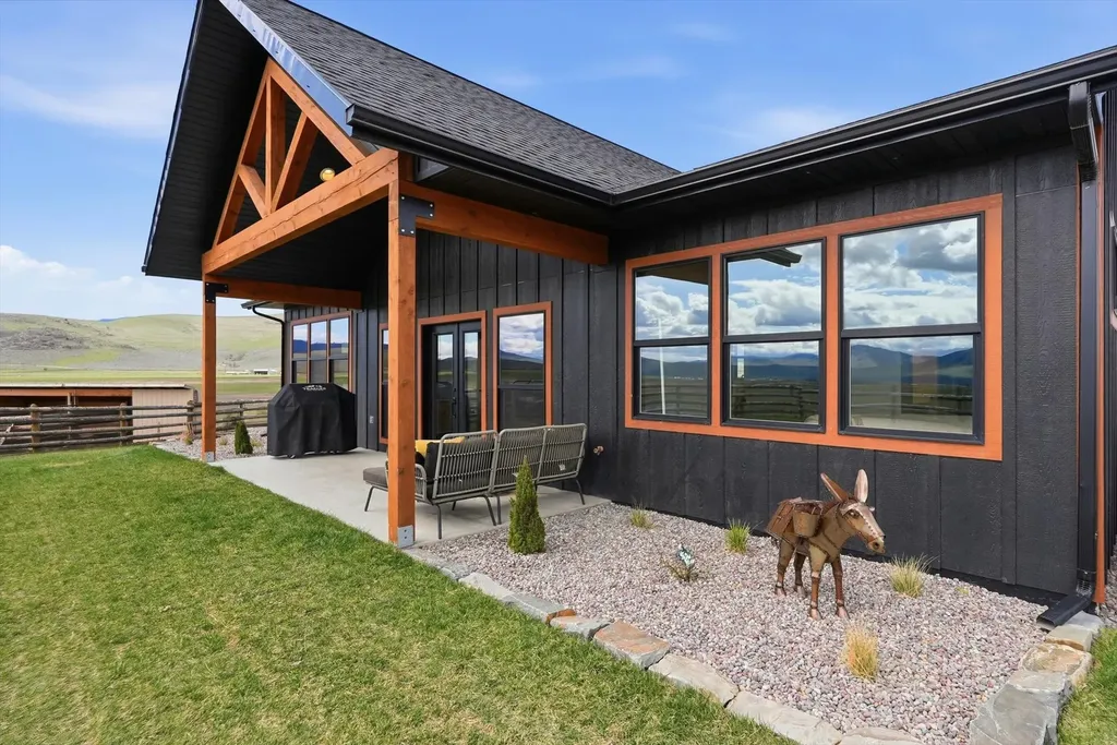 37 Andrews Road Hot Springs MT 59845